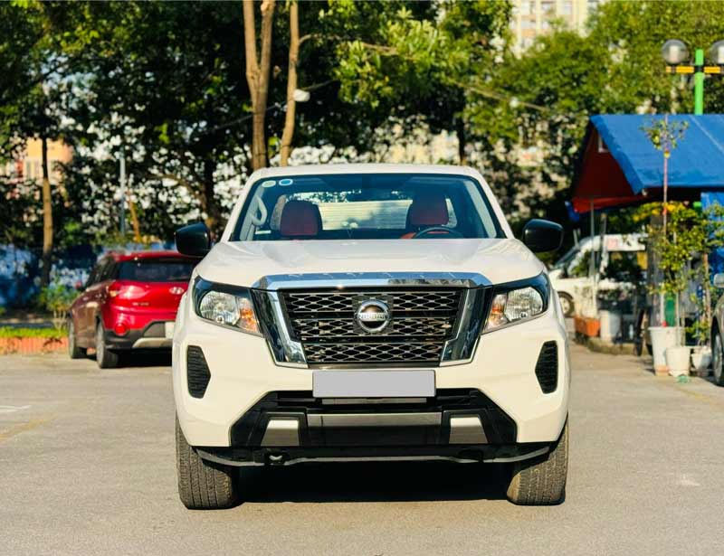 Chọn bán tải, mua Nissan Navara cũ, tại sao không?